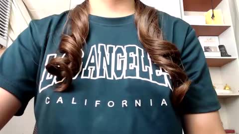 Snapshot of janegorgeousxxxx chatting on March 5, 8:43 am jane online show from March 5, 8:43 am