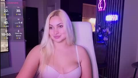 Snapshot of janemiss chatting on December 3, 3:54 pm Jane online show from December 3, 3:54 pm