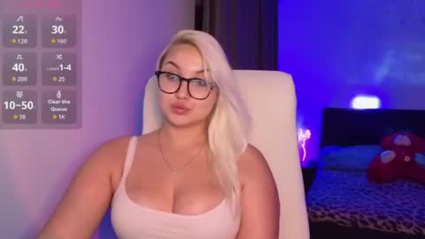 Snapshot of janemiss chatting on August 5, 7:28 pm Jane online show from August 5, 7:28 pm