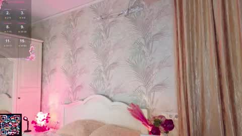 Snapshot of janepuff chatting on September 11, 6:46 am janepuff online show from September 11, 6:46 am