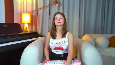 Snapshot of janerosen chatting on November 28, 6:27 am jane online show from November 28, 6:27 am