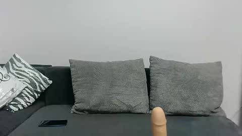 Snapshot of janet_jay_ chatting on December 14, 3:06 pm Janet online show from December 14, 3:06 pm