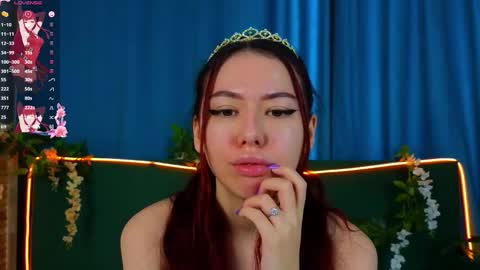 Snapshot of janet_yong chatting on November 17, 7:36 am Jenifer online show from November 17, 7:36 am