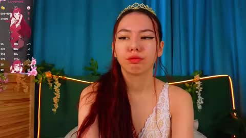 Snapshot of janet_yong chatting on November 18, 7:02 am Jenifer online show from November 18, 7:02 am