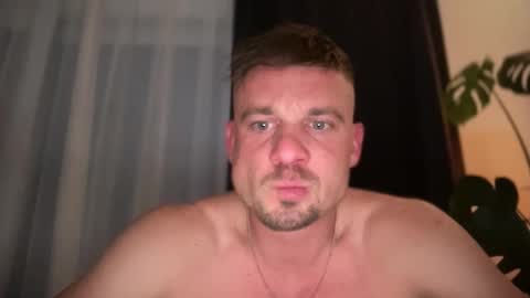 RoJan online show from May 19, 3:02 am