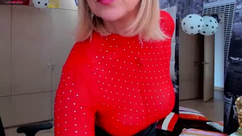 JANE TURNER MILF online show from June 30, 12:39 pm