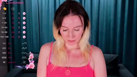 Anna online show from April 27, 3:10 pm