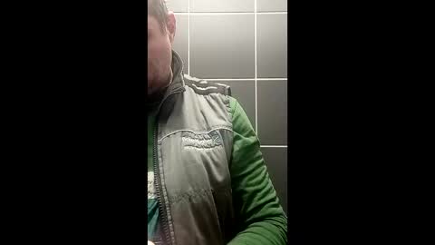 Snapshot of jankoren123456789 chatting on January 10, 11:45 am mature-man online show from January 10, 11:45 am