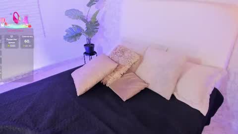 Snapshot of jannafoxx_ chatting on July 21, 8:00 pm online show from July 21, 8:00 pm