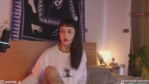   jmaybe e online show from January 13, 3:58 pm