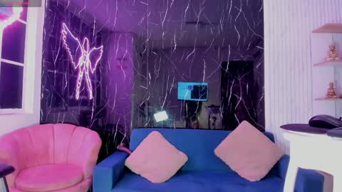 Snapshot of jannie_sexx chatting on June 6, 6:34 pm jannie_sexx online show from June 6, 6:34 pm