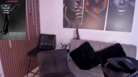 Snapshot of jannie_sexx chatting on June 13, 11:41 am jannie_sexx online show from June 13, 11:41 am