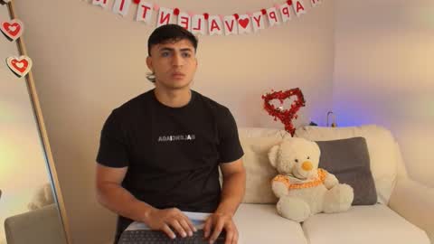 janomar01 online show from February 15, 1:31 pm