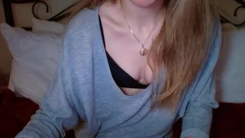 Snapshot of januarydaze chatting on December 2, 7:25 am the small pp whisperer ball puncher online show from December 2, 7:25 am