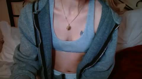 Snapshot of januarydaze chatting on December 5, 7:17 am the small pp whisperer ball puncher online show from December 5, 7:17 am