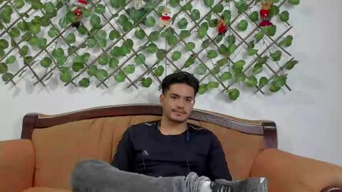 Snapshot of janus_m chatting on December 13, 3:11 pm janus_m online show from December 13, 3:11 pm