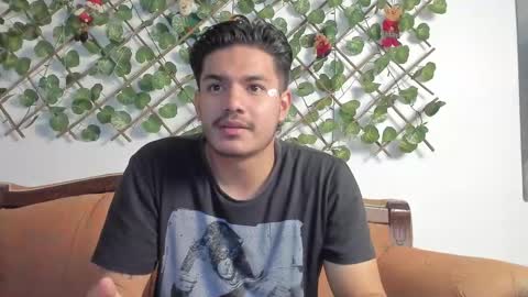 Snapshot of janus_m chatting on December 19, 2:02 pm janus_m online show from December 19, 2:02 pm