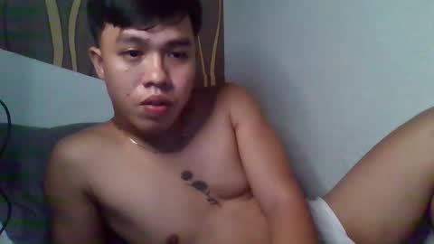 Twinkyasian online show from May 6, 2:40 am