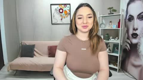 JaquelinLaurent online show from April 20, 7:37 pm