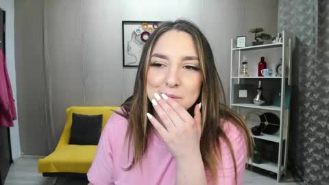 JaquelinLaurent online show from May 5, 7:11 pm