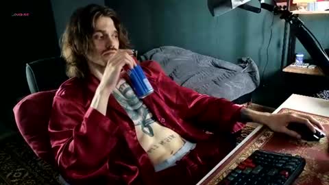 Snapshot of jaredhighborne chatting on June 27, 11:15 am K online show from June 27, 11:15 am