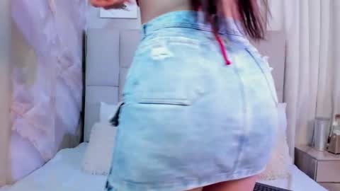 Jaslyn online show from November 19, 4:40 pm