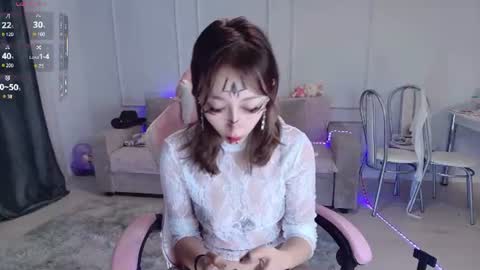 Jasmine online show from June 15, 5:37 pm