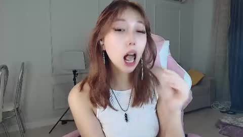 Jasmine online show from June 28, 3:51 pm