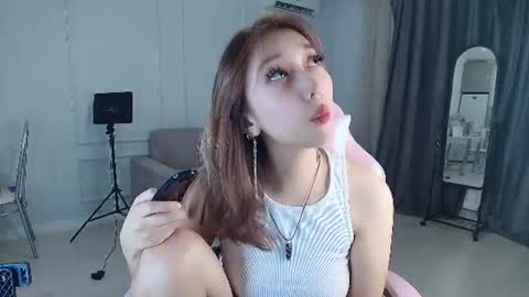 Jasmine online show from June 30, 3:02 pm