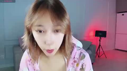Jasmine online show from July 27, 2:35 pm