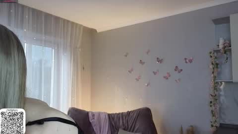 Chloe online show from March 3, 7:14 am