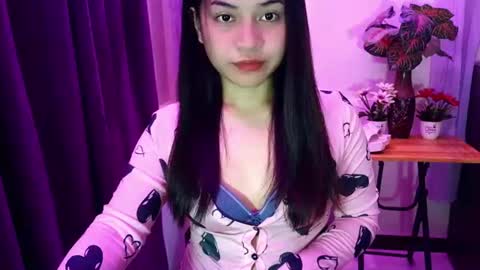 JASMINE online show from June 18, 2:01 am