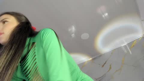 Snapshot of jasmine_hyper_1 chatting on December 16, 5:11 pm Jas online show from December 16, 5:11 pm