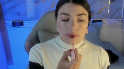 Snapshot of jasmine_hyper_1 chatting on February 1, 3:18 pm Jas online show from February 1, 3:18 pm