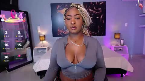 Instagram jasminecampbell1  online show from February 16, 1:18 pm