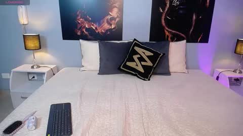 Instagram jasminecampbell1  online show from February 24, 2:15 pm