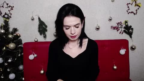 JasmineKouch online show from January 18, 9:45 pm