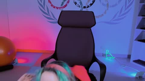 Snapshot of jasminemilko chatting on January 10, 11:11 am Jasmine online show from January 10, 11:11 am