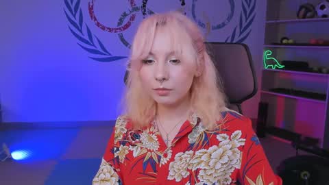 Snapshot of jasminemilko chatting on February 6, 8:18 am Jasmine online show from February 6, 8:18 am