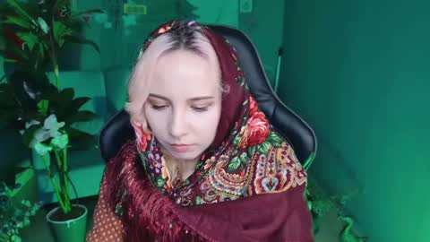 Snapshot of jasminemilko chatting on March 1, 11:28 am Jasmine online show from March 1, 11:28 am