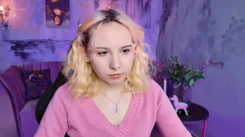 Snapshot of jasminemilko chatting on March 6, 5:14 am Jasmine online show from March 6, 5:14 am