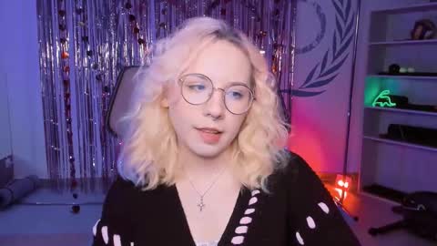 Snapshot of jasminemilko chatting on March 12, 5:57 am Jasmine online show from March 12, 5:57 am