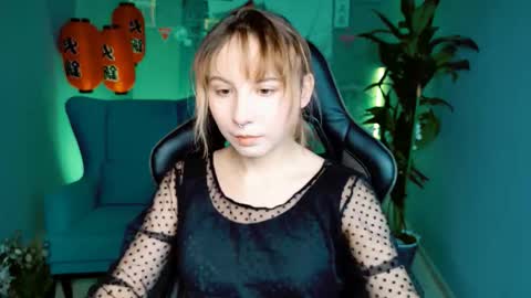 Snapshot of jasminemilko chatting on October 14, 5:08 am Jasmine online show from October 14, 5:08 am