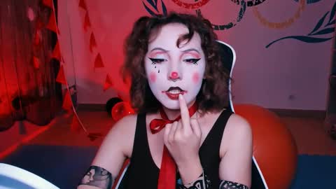 Snapshot of jasminemilko chatting on October 27, 5:11 am Jasmine online show from October 27, 5:11 am