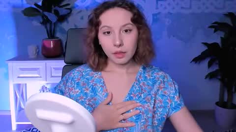 Snapshot of jasminemilko chatting on November 17, 5:02 am Jasmine online show from November 17, 5:02 am