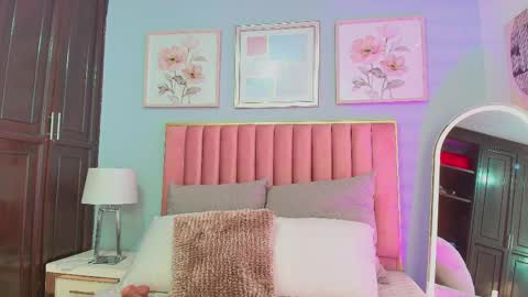 jasmine online show from March 6, 7:54 pm