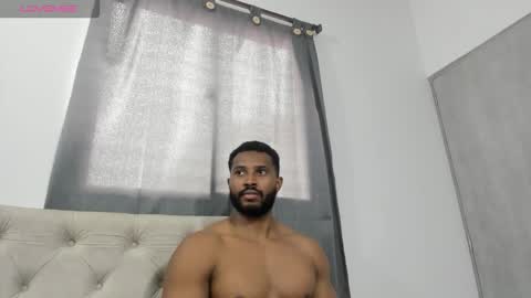 Snapshot of jason_fenix chatting on December 4, 6:27 pm Jason online show from December 4, 6:27 pm