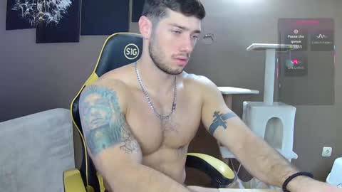 Snapshot of jason_thegreat chatting on November 7, 7:08 am Jason theGreat online show from November 7, 7:08 am