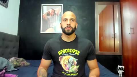    online show from December 18, 3:51 pm