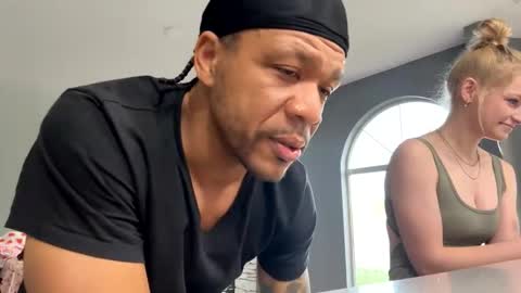 Snapshot of jasonsweets chatting on March 22, 1:20 am Jason Sweets online show from March 22, 1:20 am